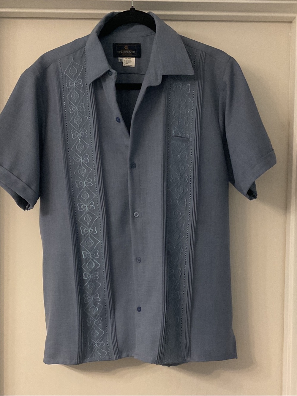 Cubavera Men's Slate Blue Short-Sleeve Embroidered Guayabera Shirt